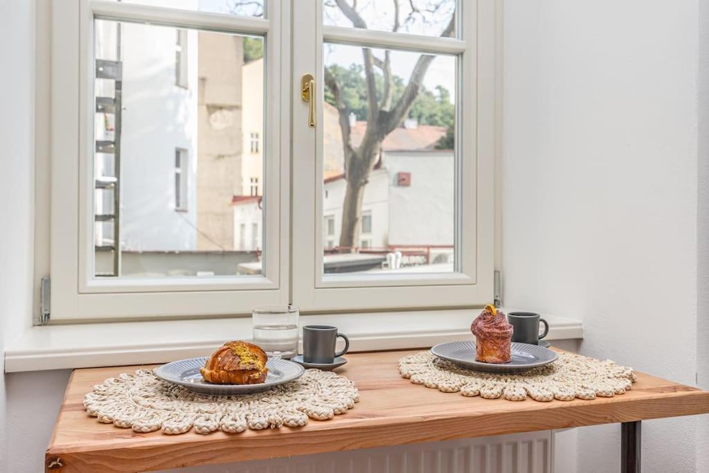 Cozy Quiet New Apartment In Karlin Square Prága Kültér fotó